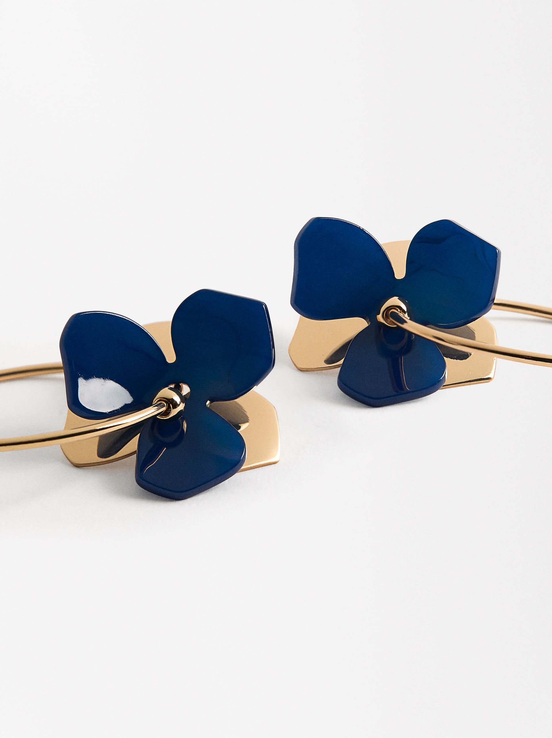 Pendientes de aro con flor image number 2.0