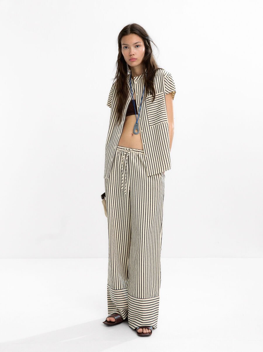 Striped loose-fitting trousers