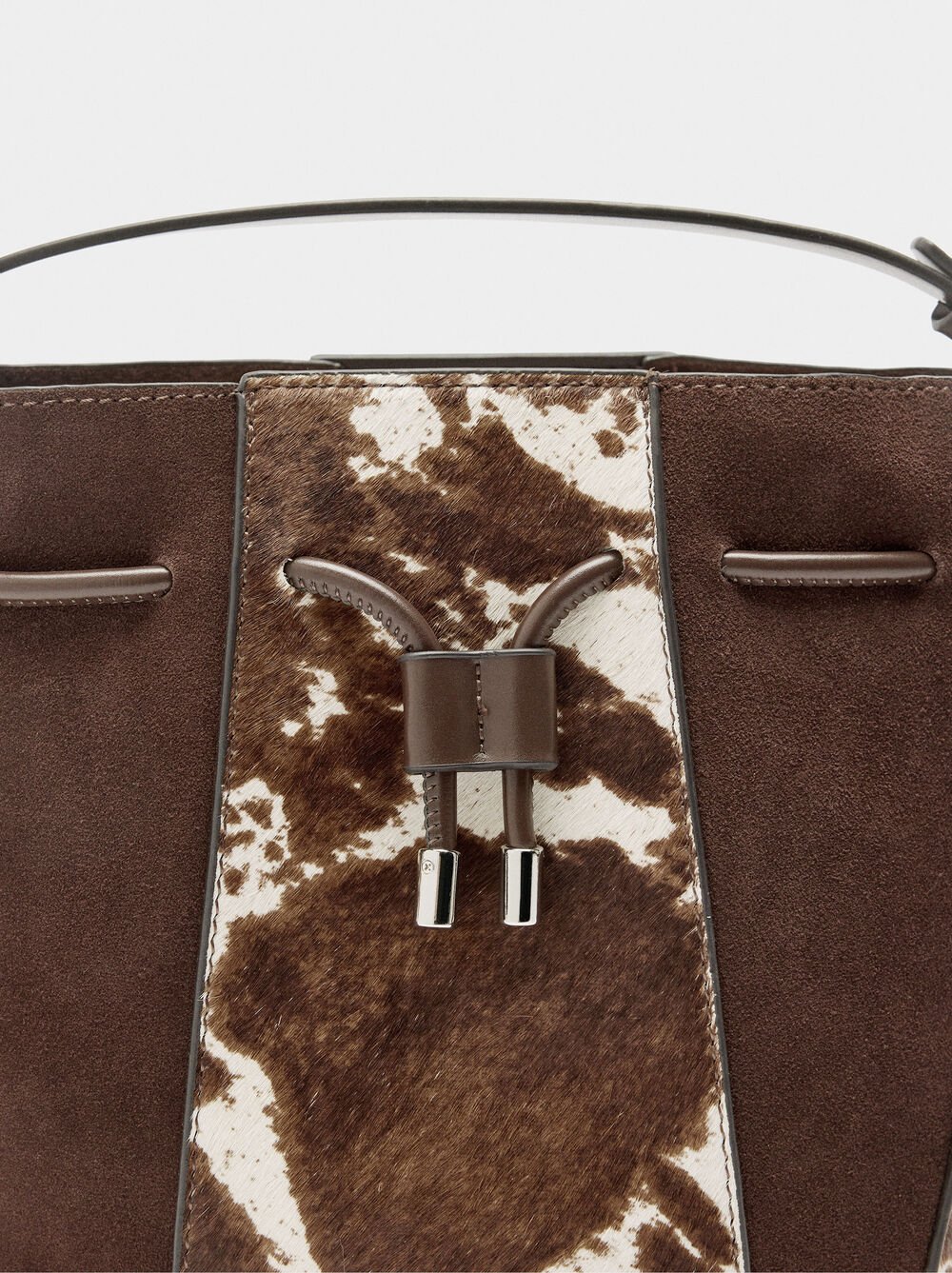 Leather bucket bag 