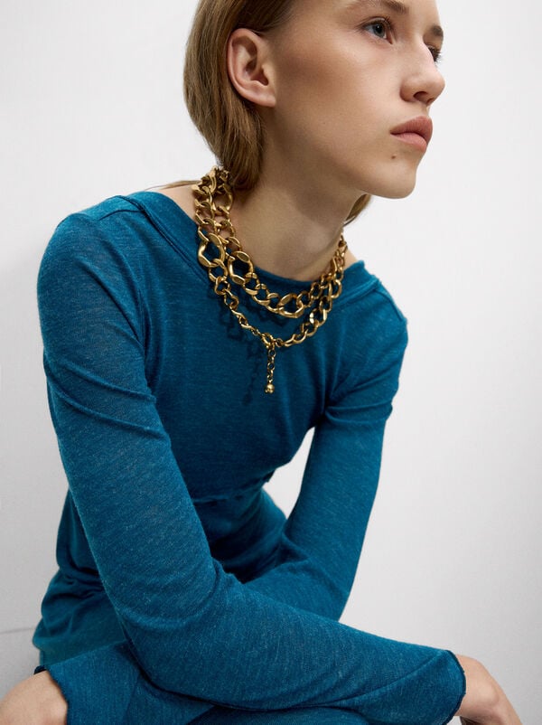 Long link necklace