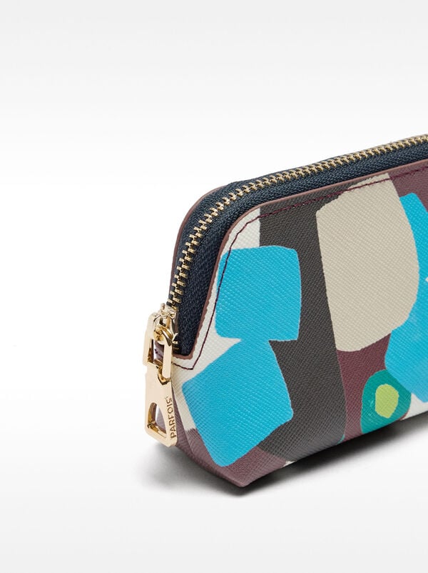 Printed coin purse with texture