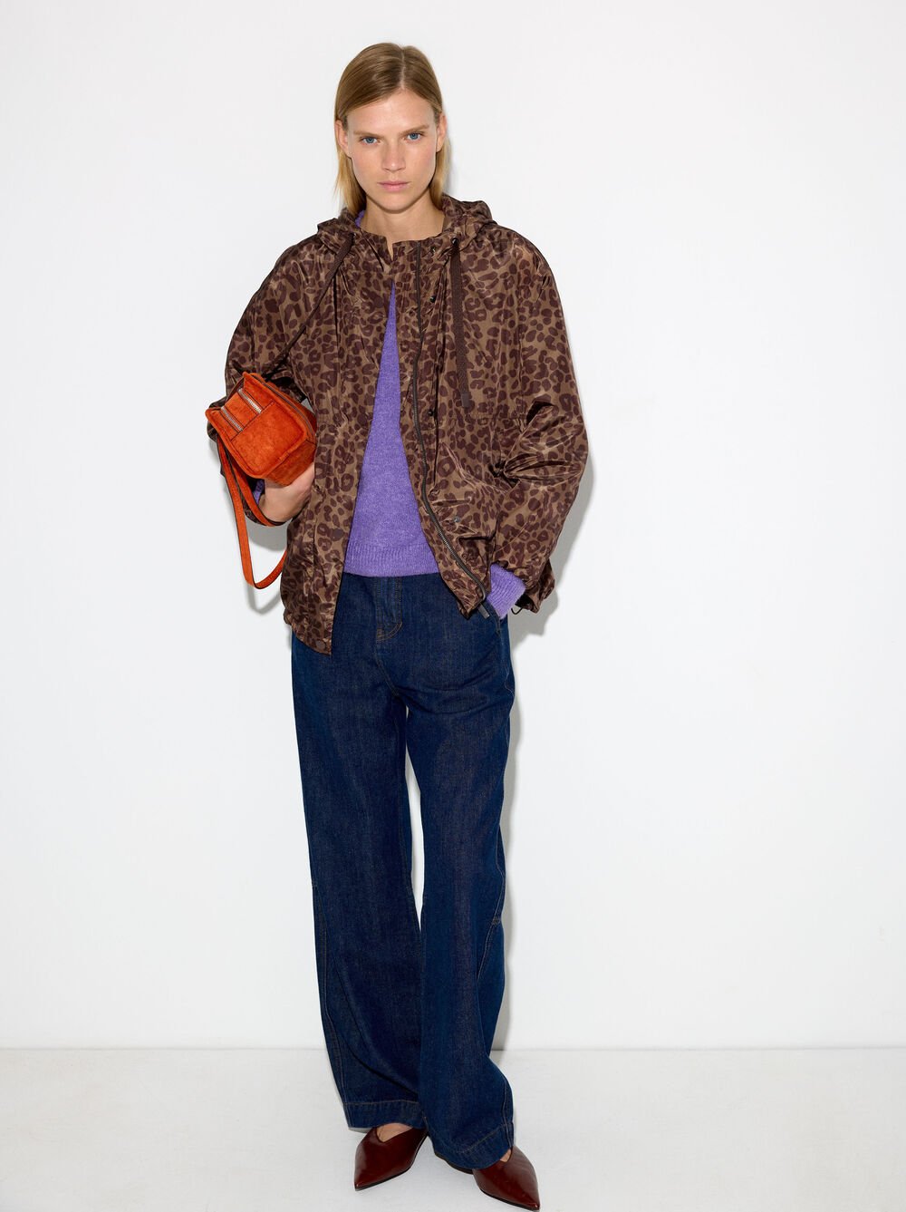 Veste légère avec capuche