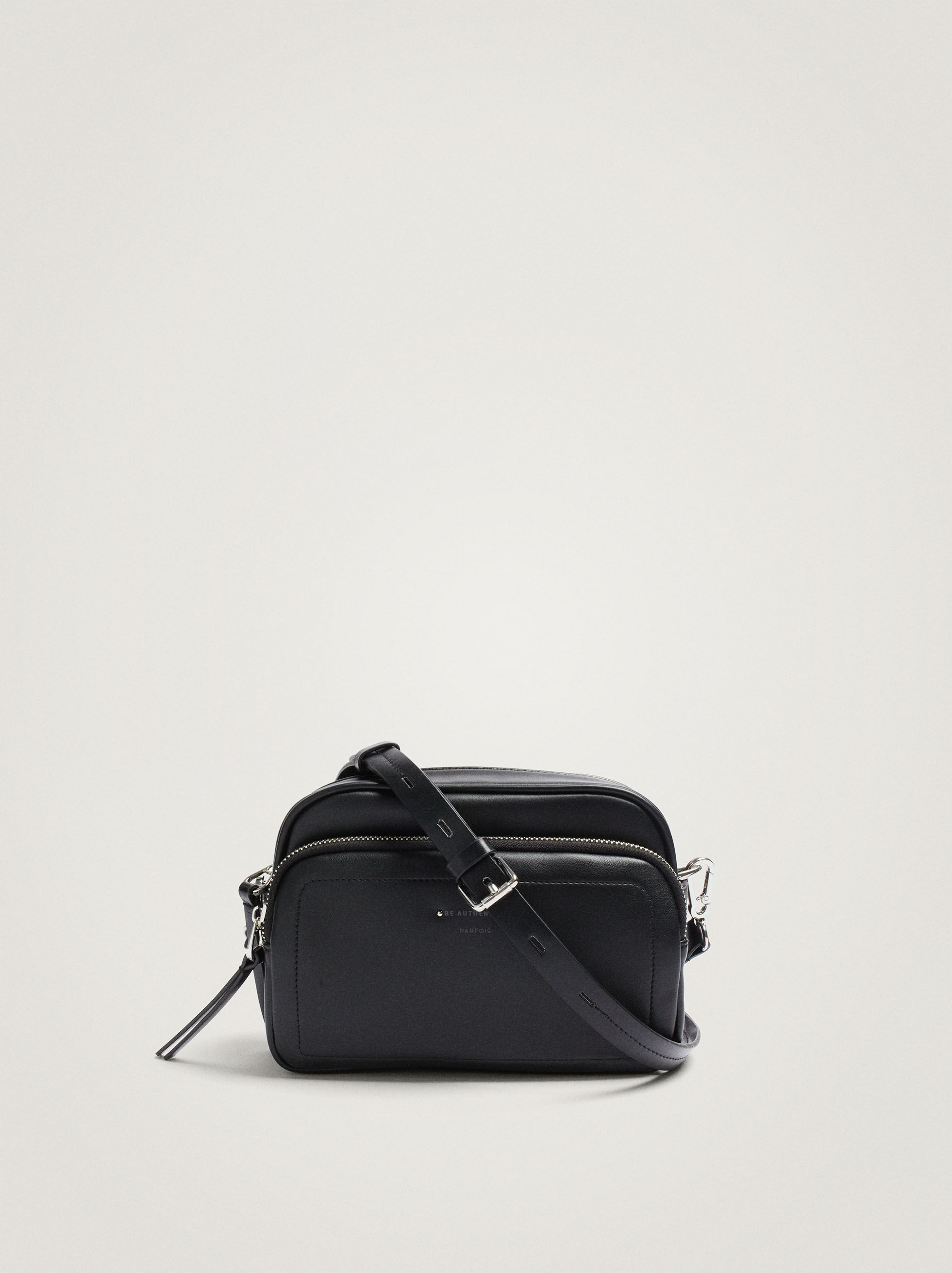 Bolso Bandolera Con Bolsillo Exterior - Negro - Mujer - - parfois.com