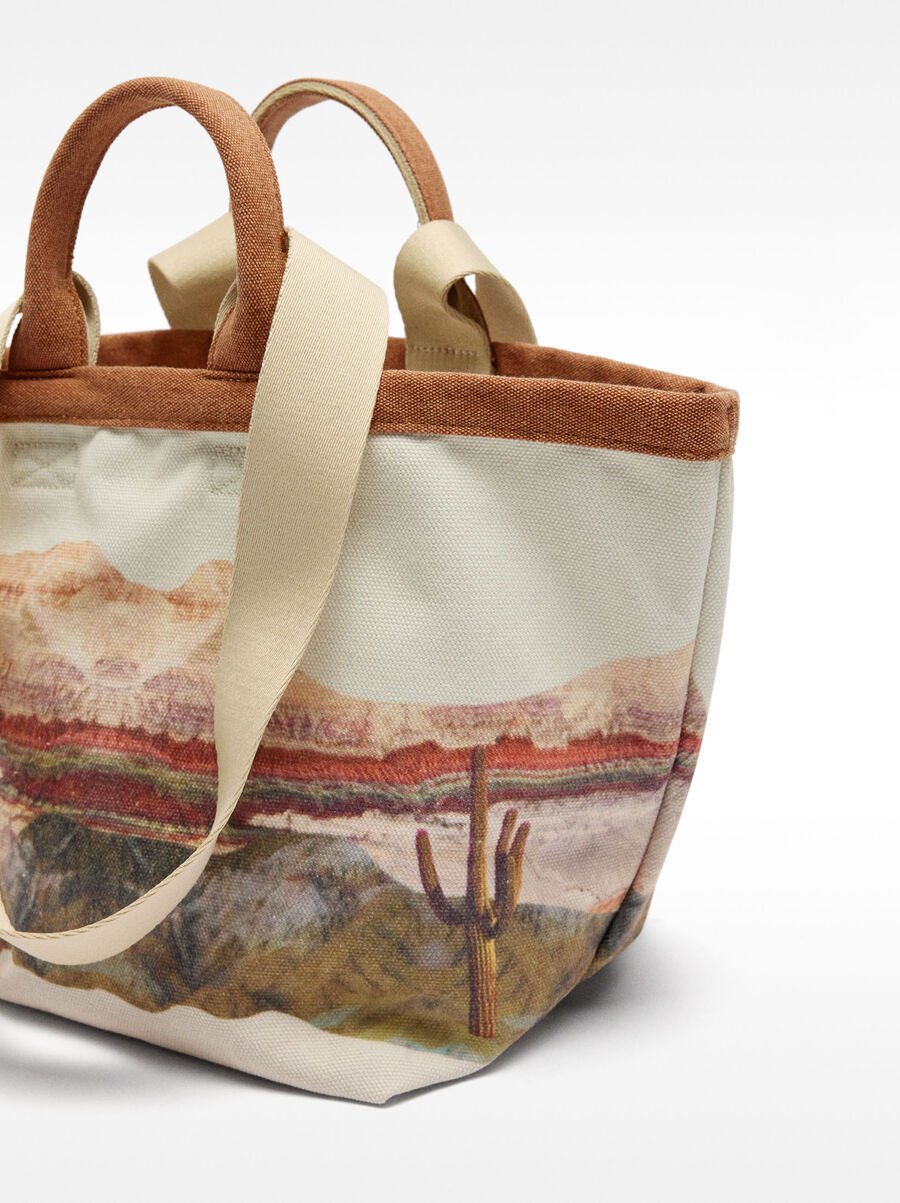 Printed tote bag