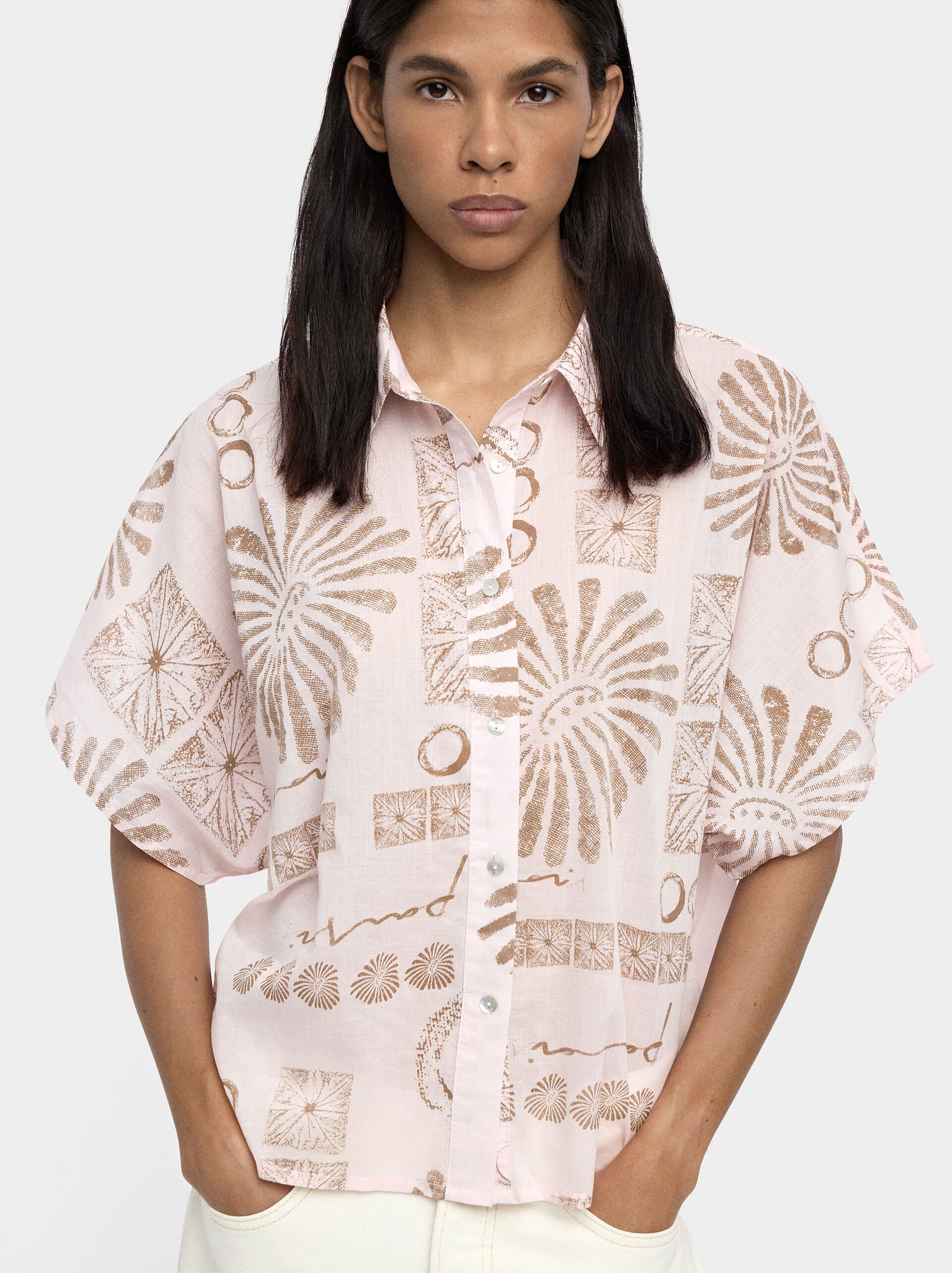 Camisa estampada 100% algodón image number 1.0
