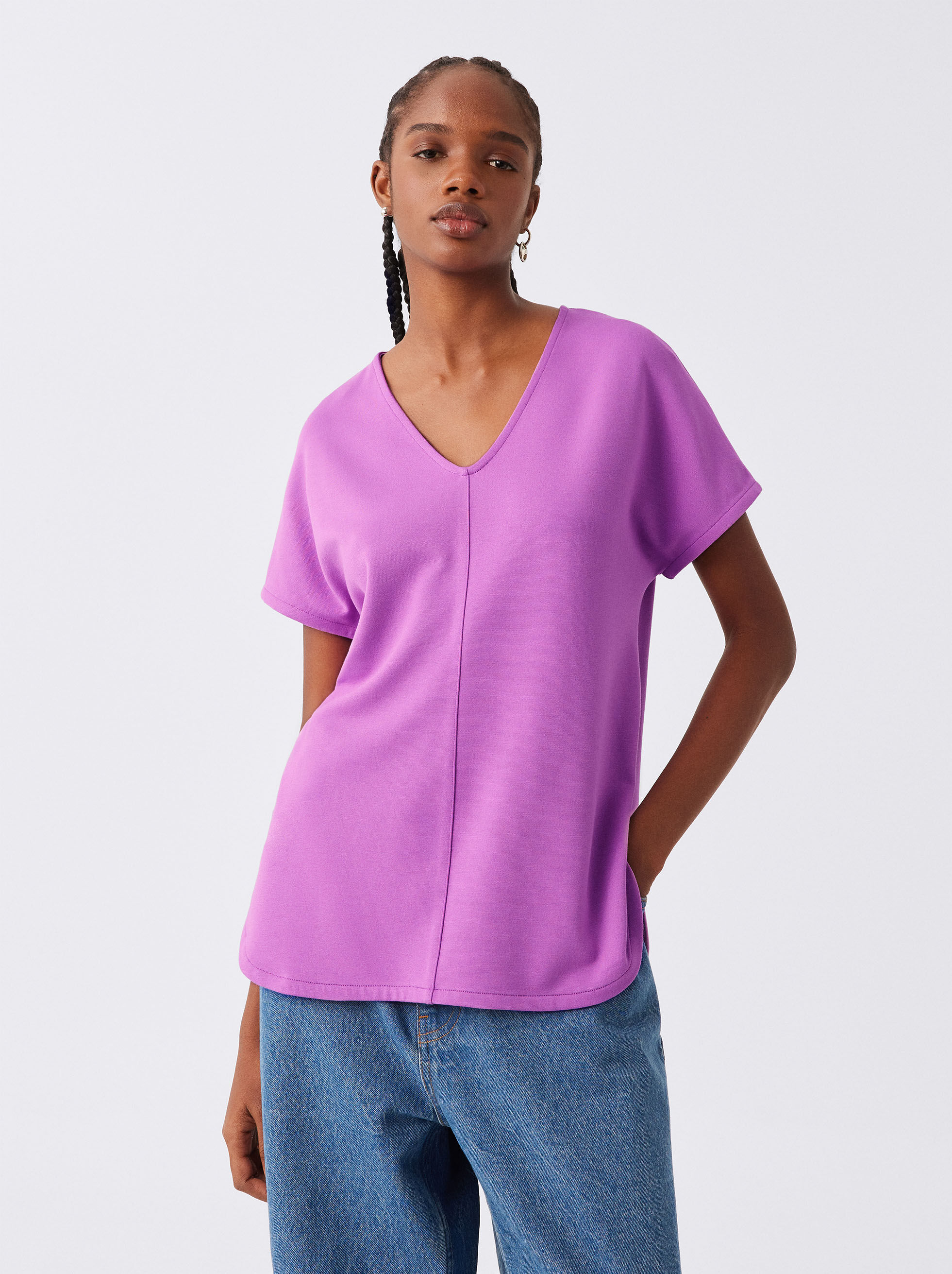 Camiseta Basica Cuello Pico Fucsia Parfois
