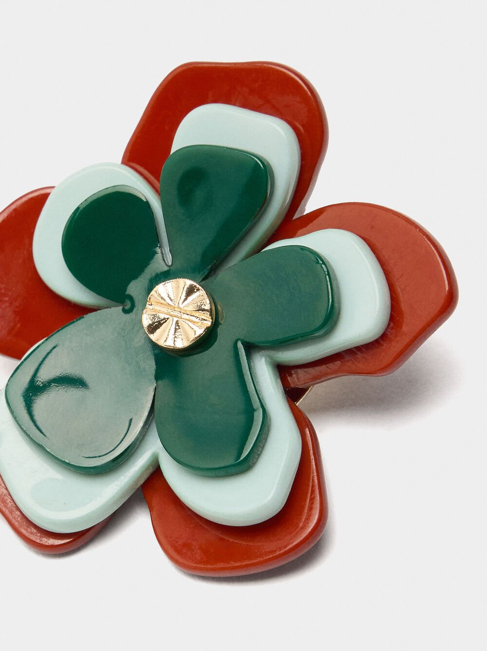 Flower brooch