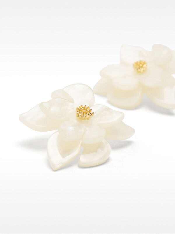 Maxi earrings with pearled flower