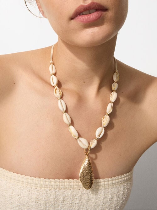 Adjustable Shell Necklace