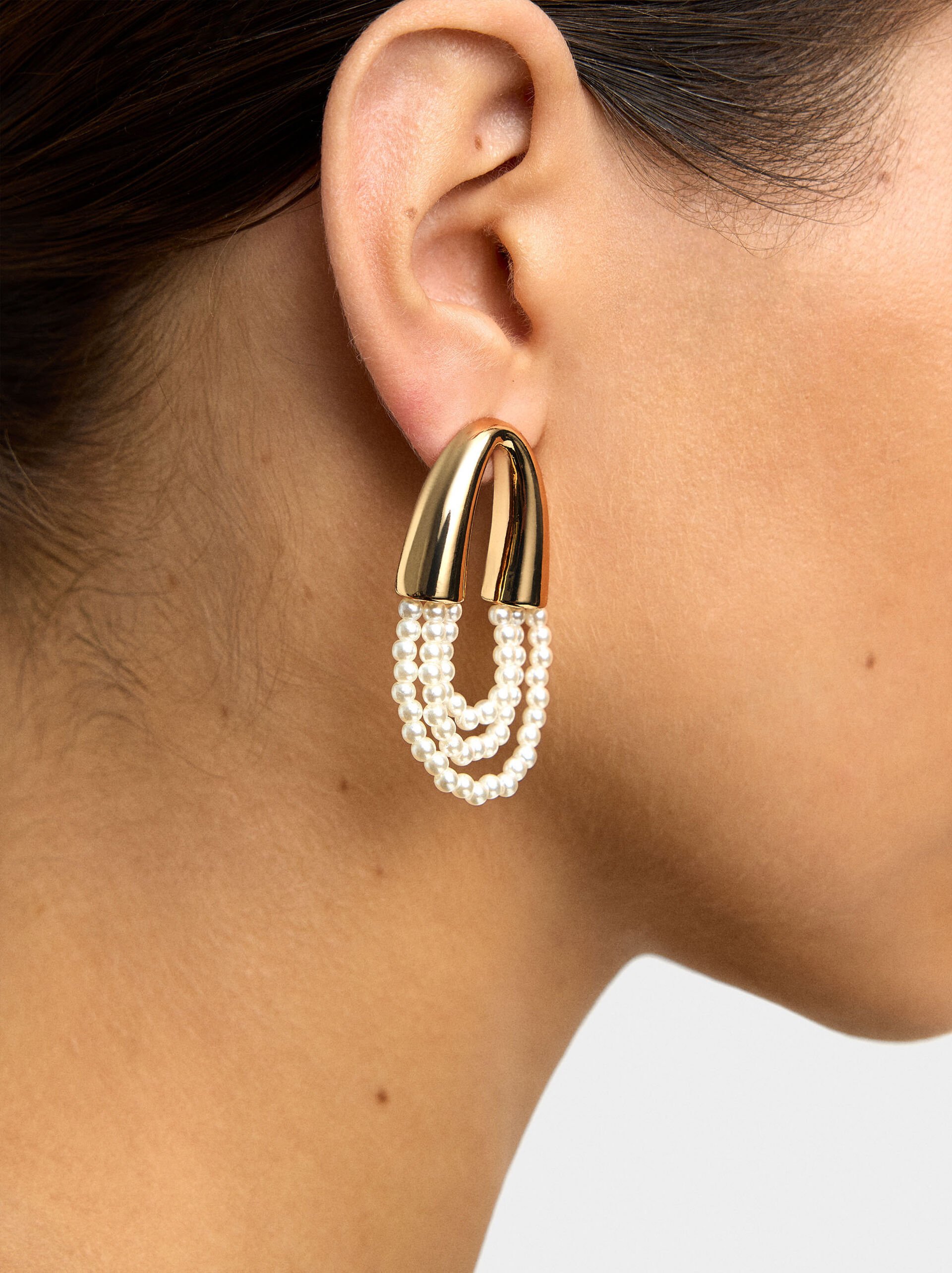 Pendientes de arco con perlas image number 1.0