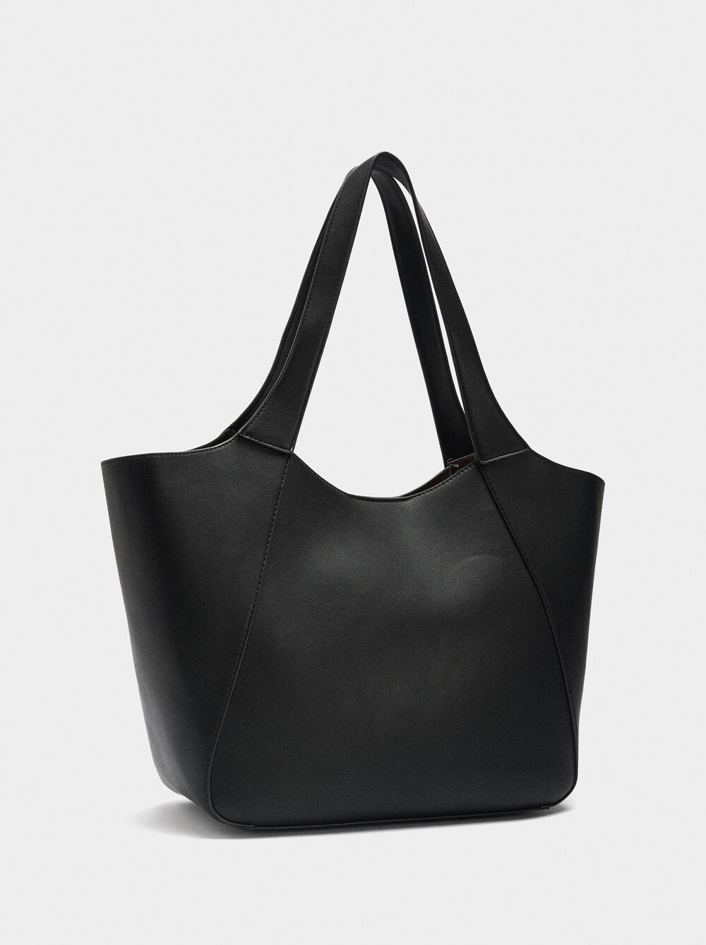 Shopper bag with removable pouch