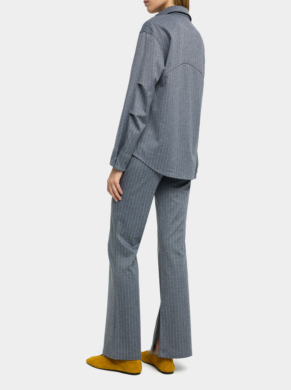 Camicia con righe diplomatiche