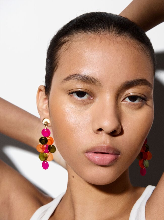 Long Earrings With Multicolored Shells image number 0.0