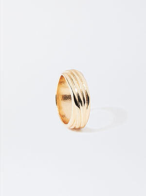 Intertwined Golden Ring