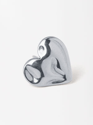 Single Earring With Embossed Heart - Stainless Steel