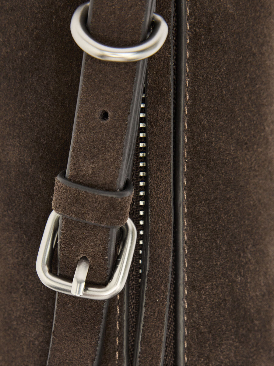 Leather shoulder bag