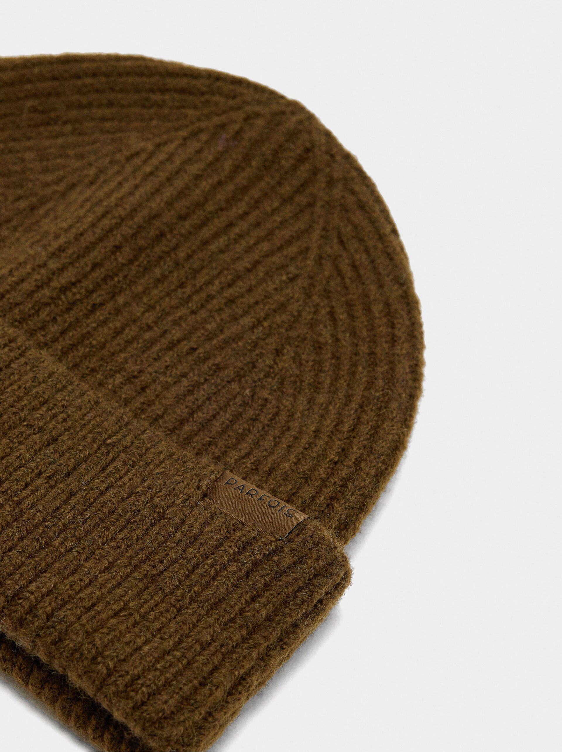 Hat with cuff image number 1.0