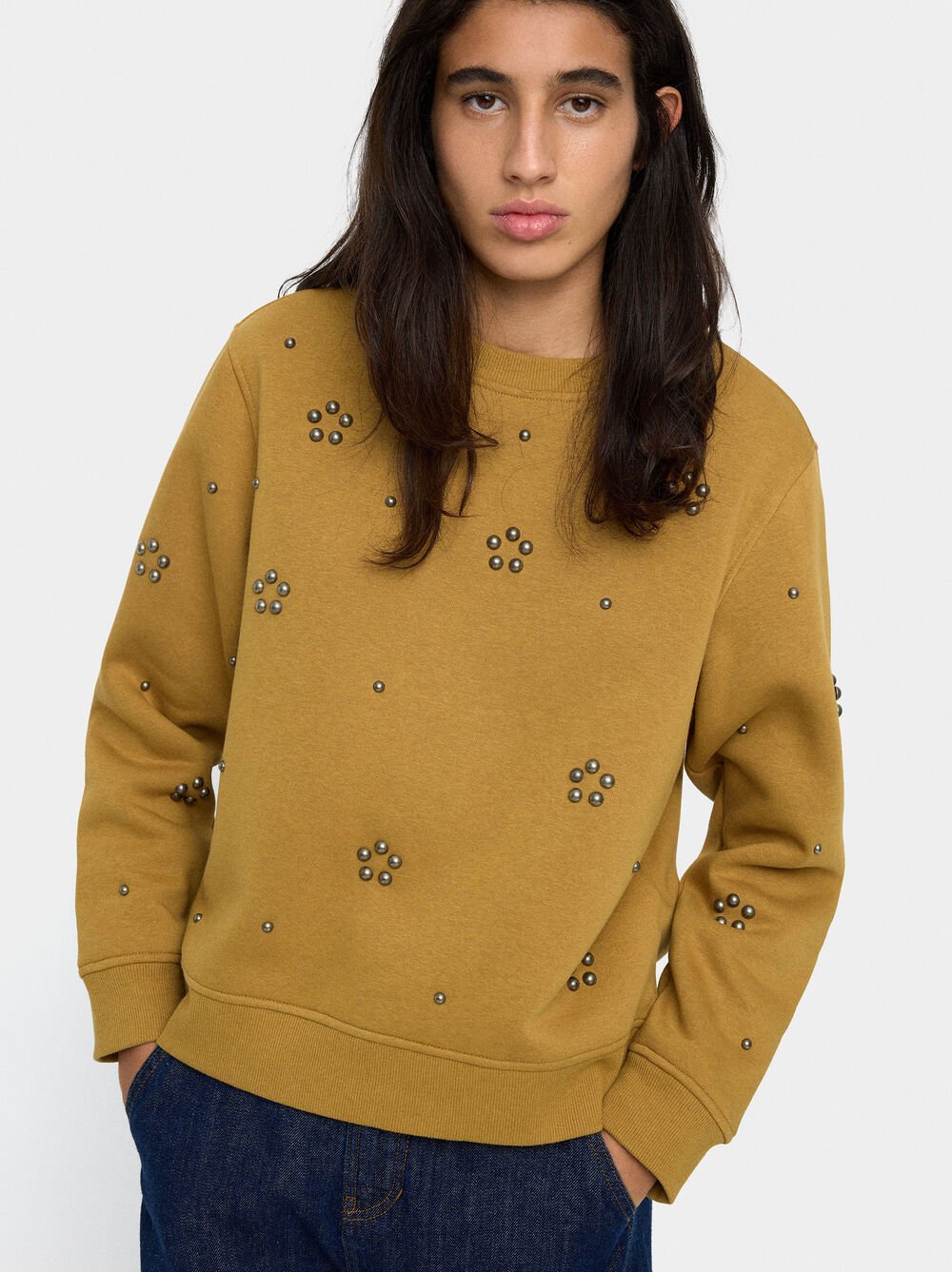 Cotton sweatshirt with applications