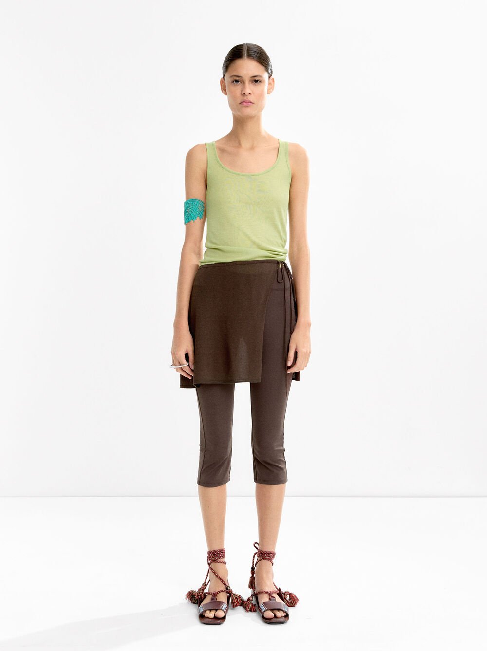 Short jersey skirt