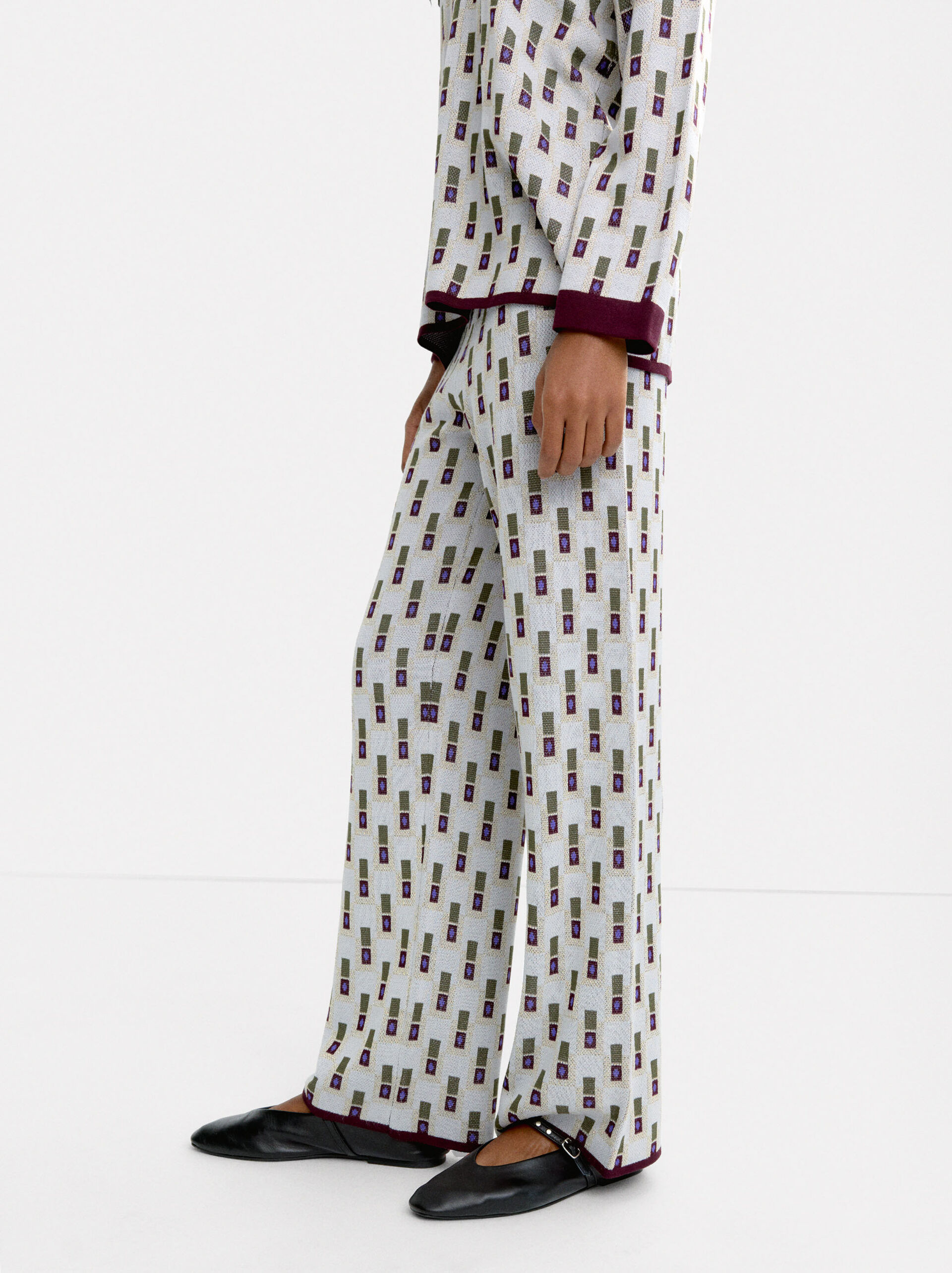 Pantalon en maille Jacquard image number 2.0