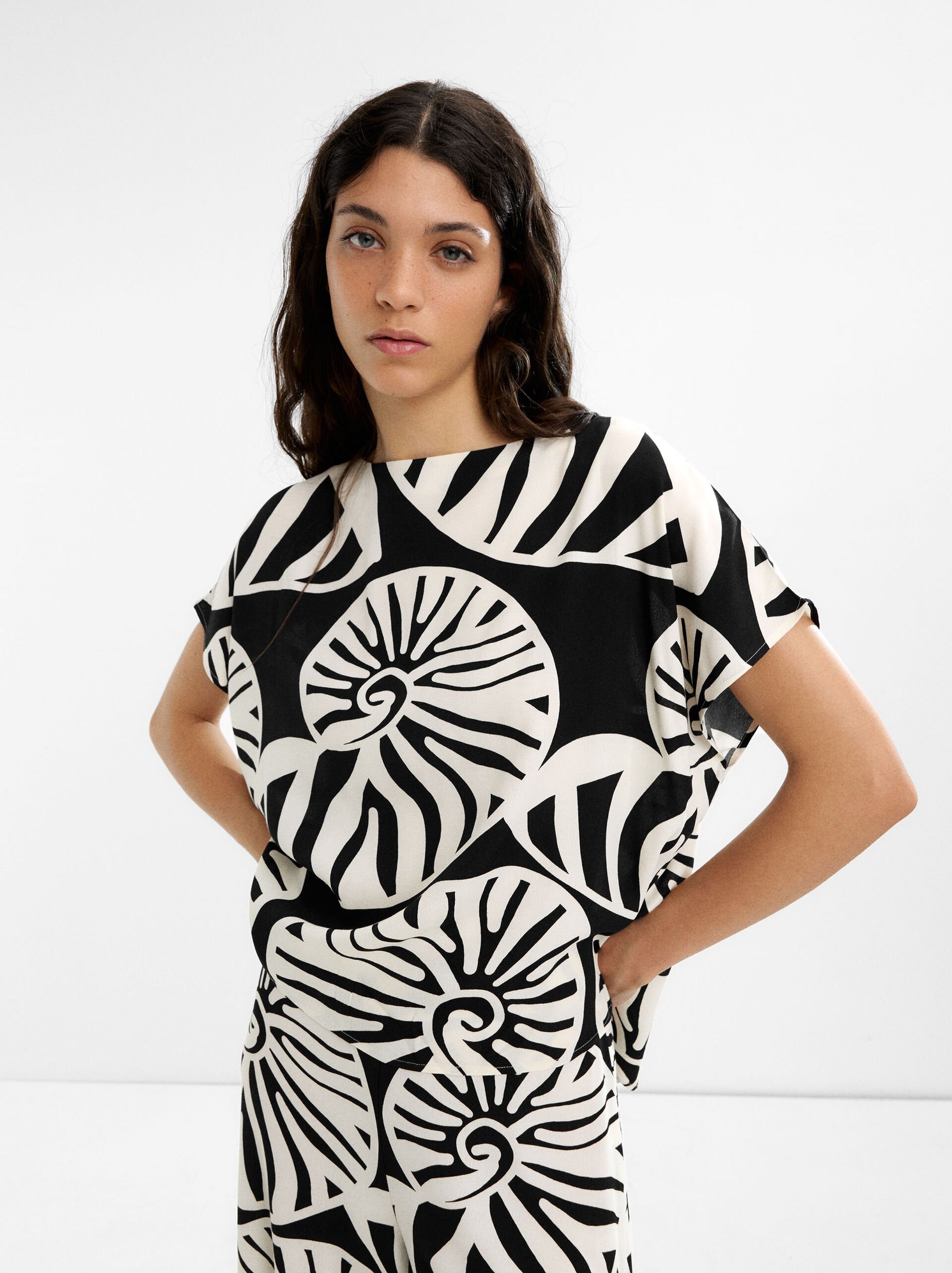Printed blouse image number 0.0