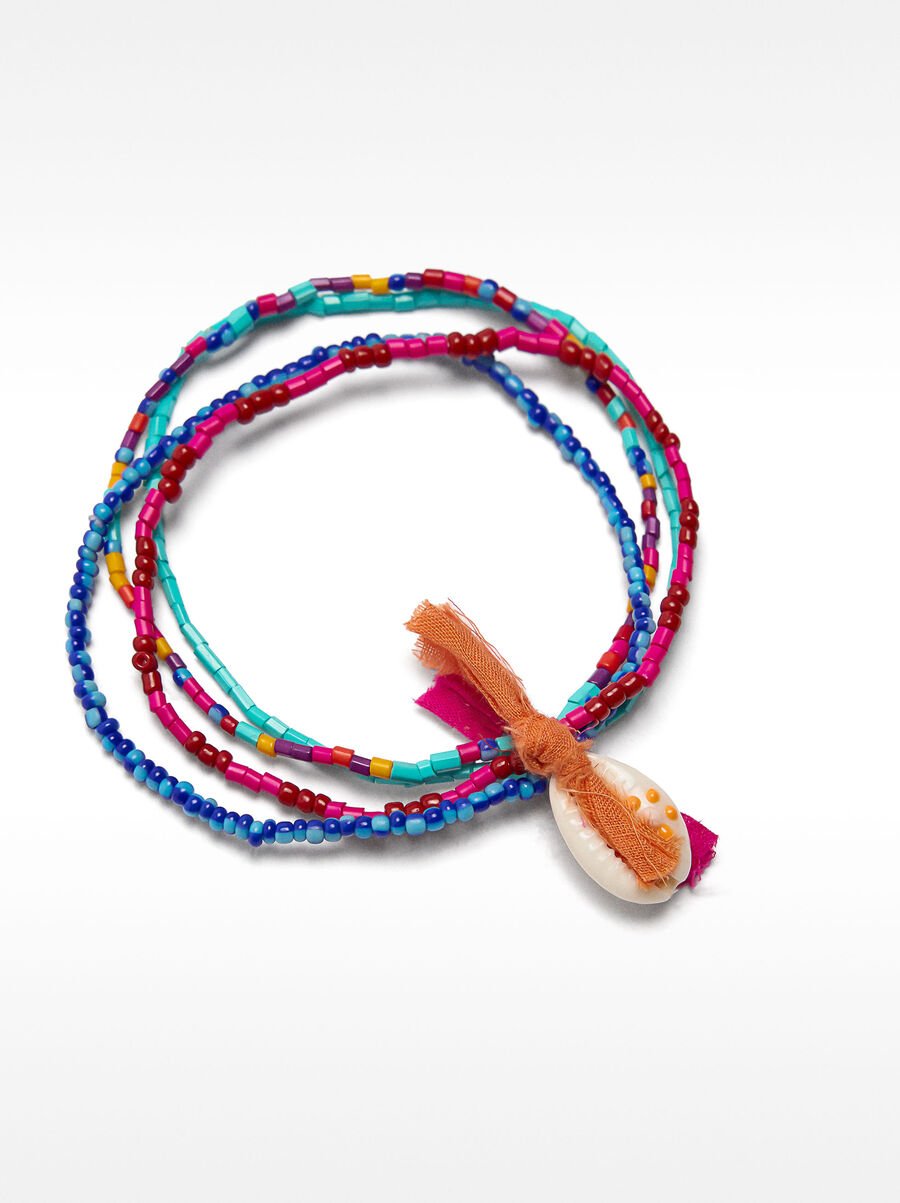 Set of multicolor elastic bracelets with shell