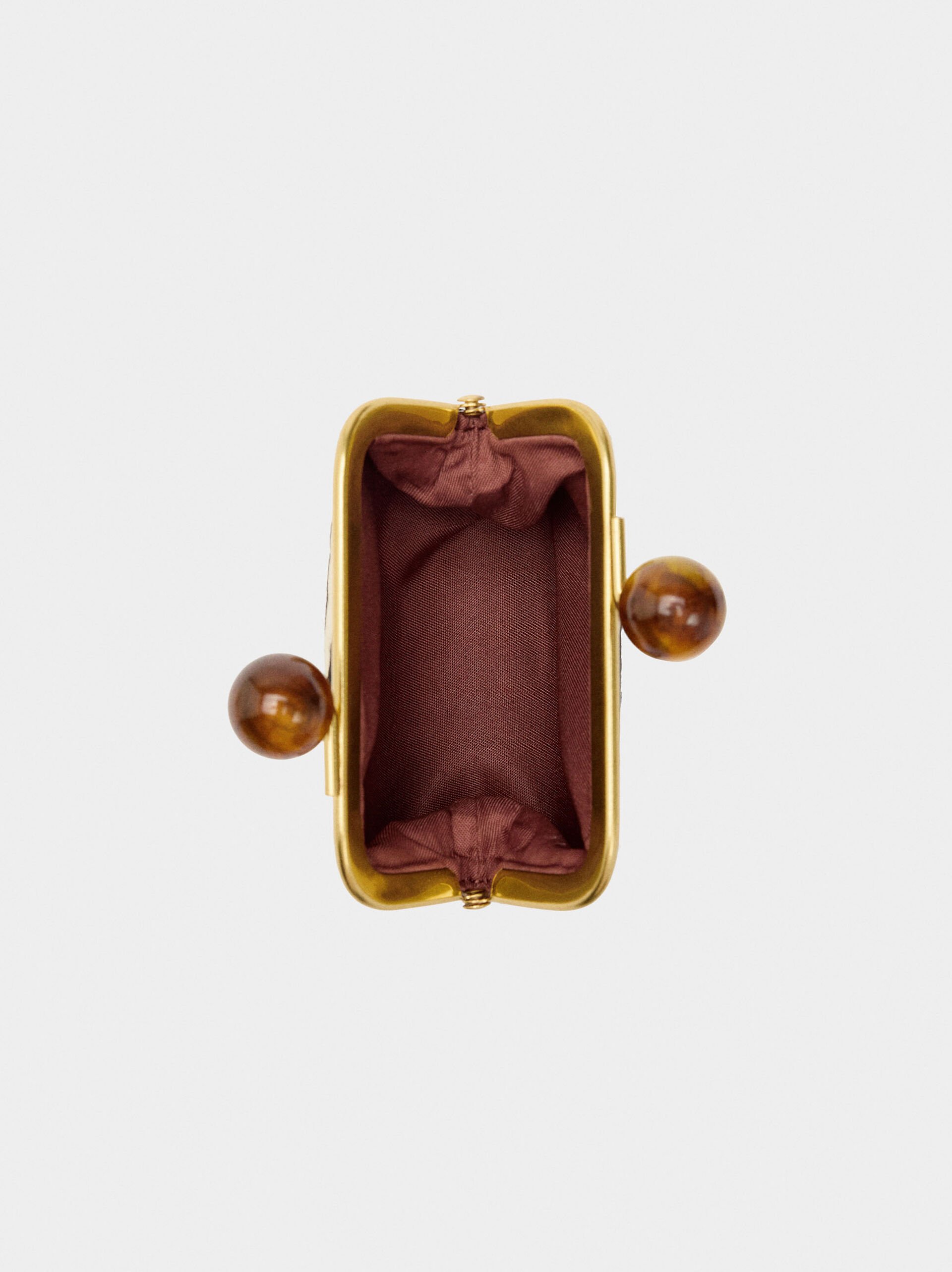 Coin purse with contrast leather image number 3.0