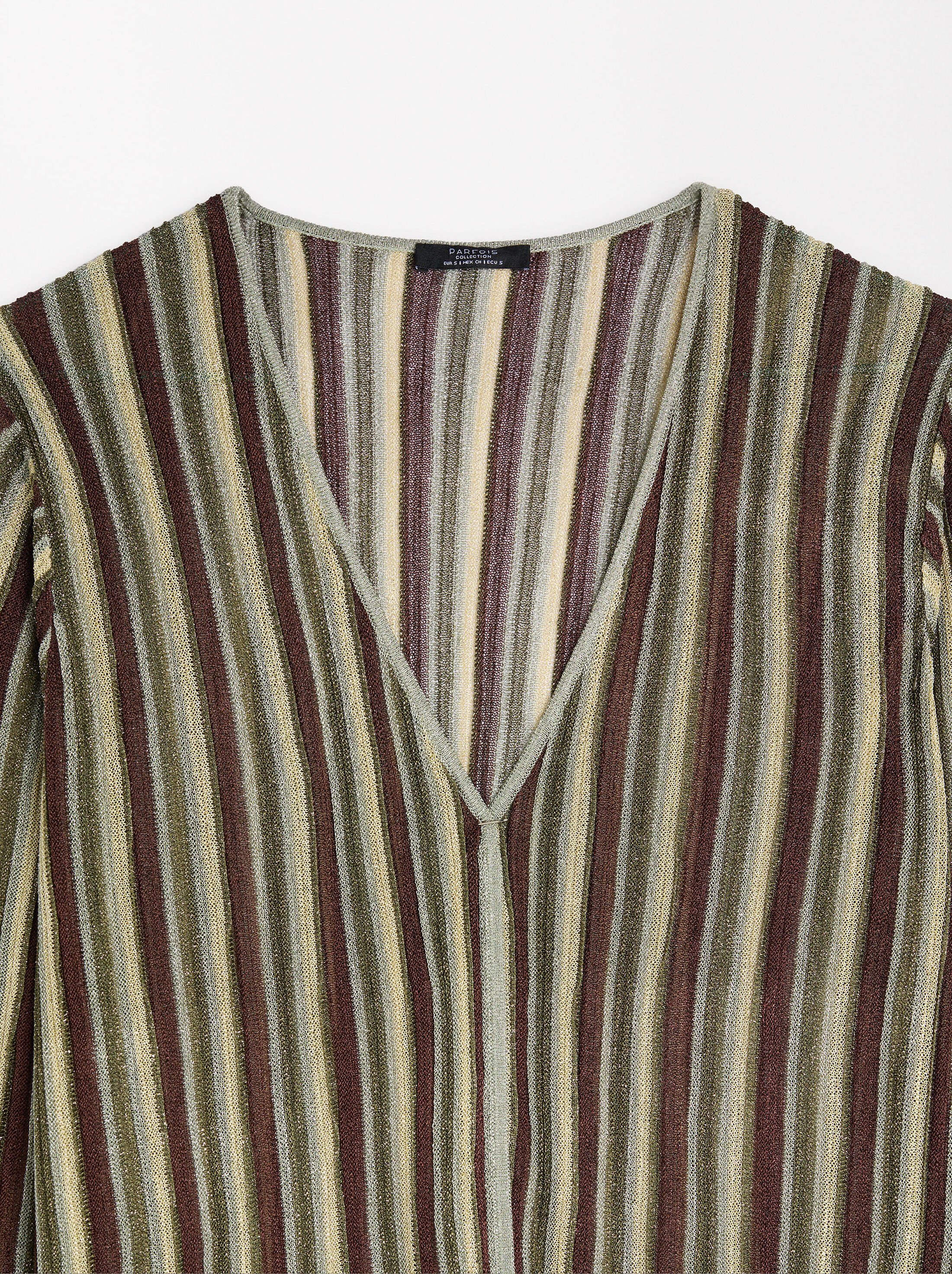 Ribbed cardigan with shiny effect image number 6.0