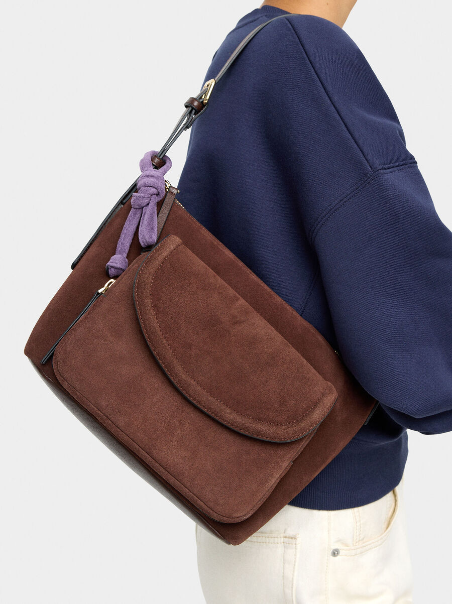 Bolso de hombro con piel