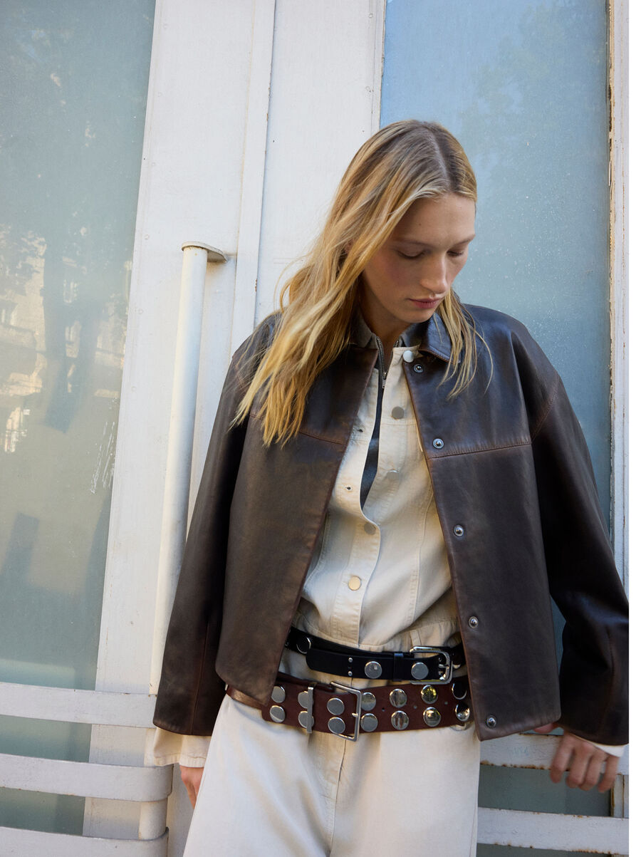 Leather jacket with topstitching
