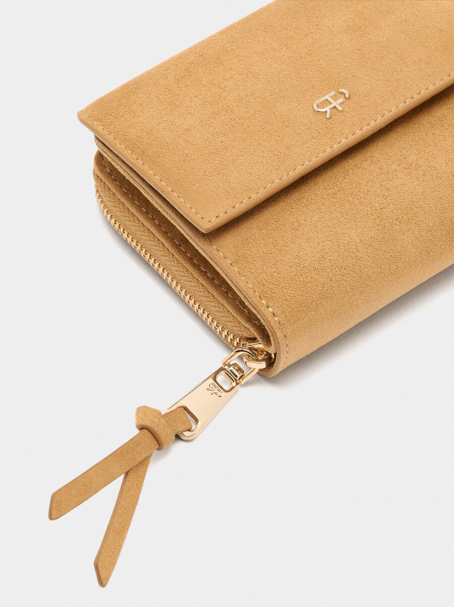 Cartera efecto ante con solapa