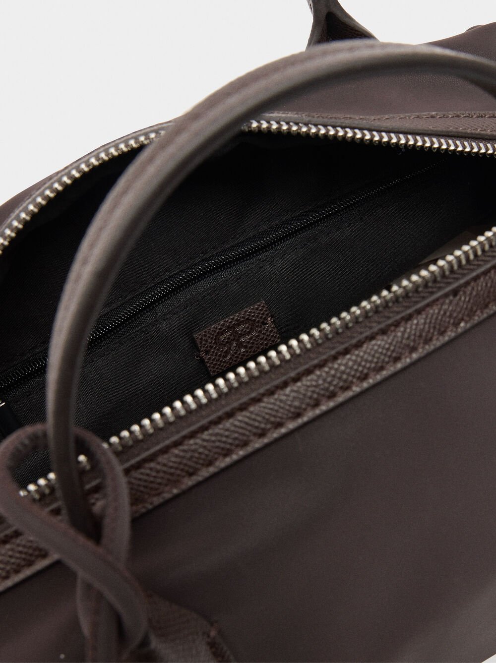 Soft texture tote bag with pendant