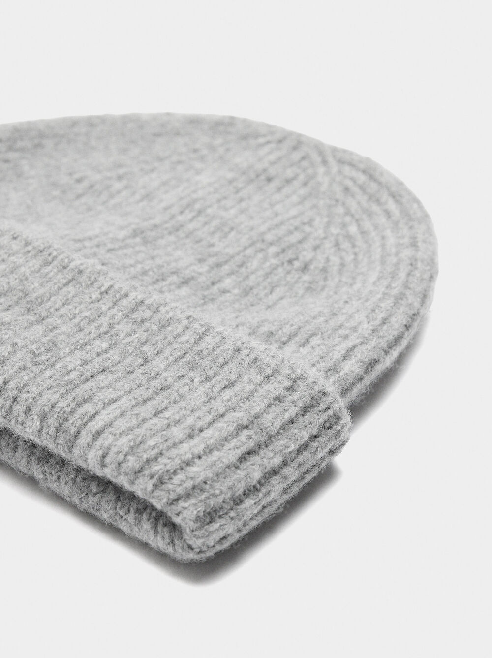 Ribbed hat with cuff