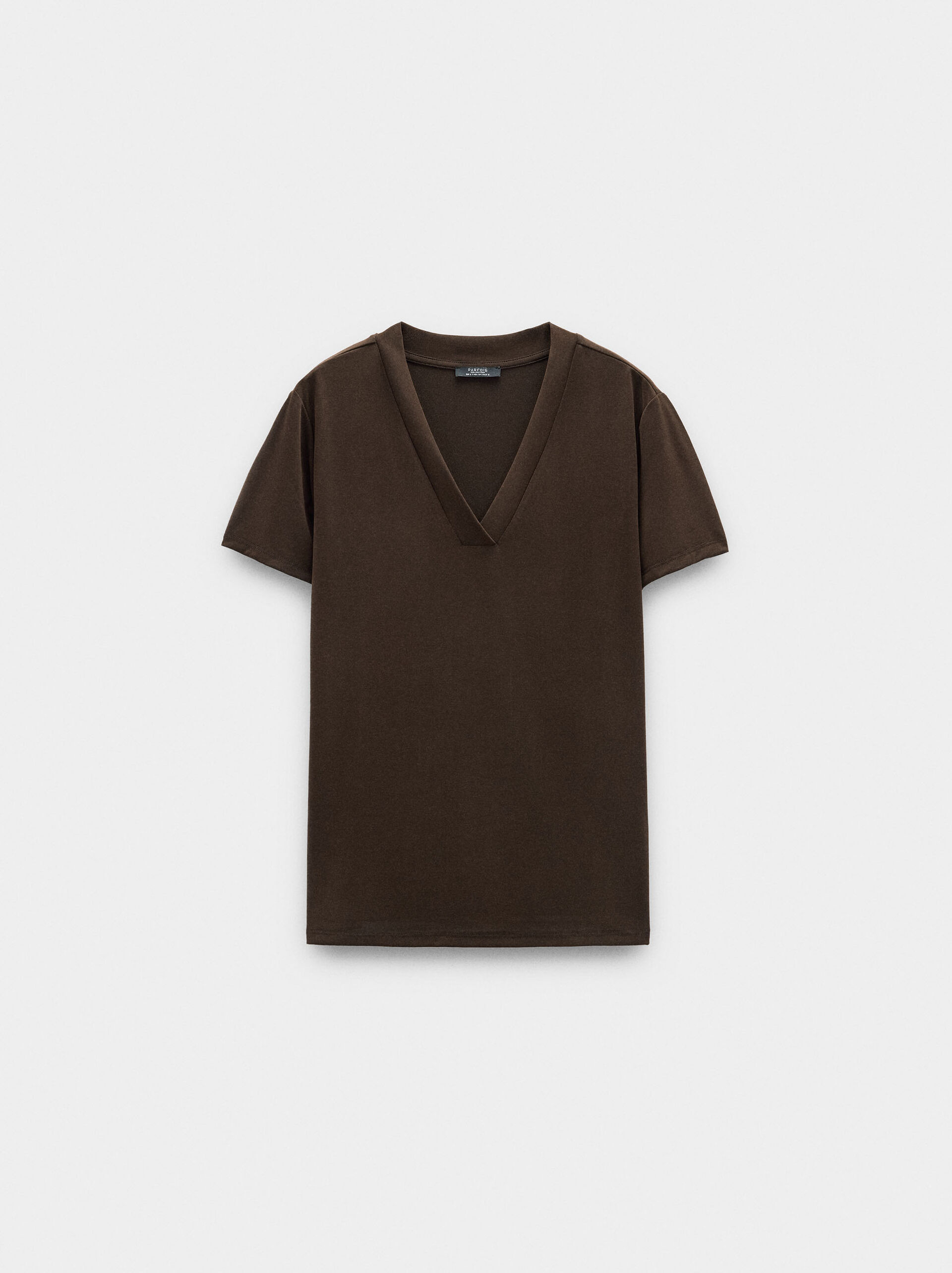 T-Shirt mit V-Ausschnitt image number 4.0