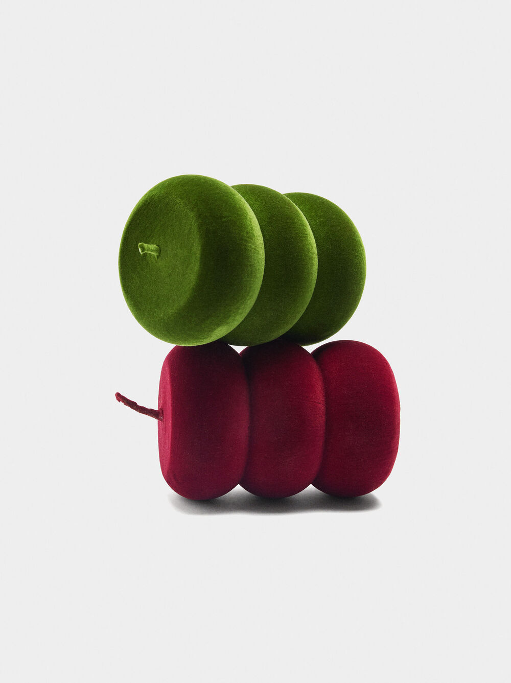 Dekorative Kerze aus Textur mit samtartiger Oberfläche