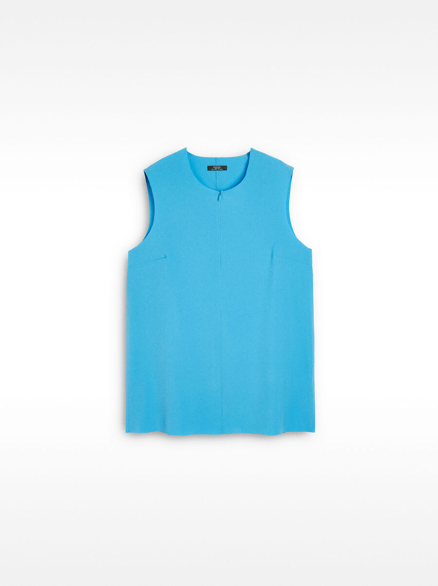 Top with zipper