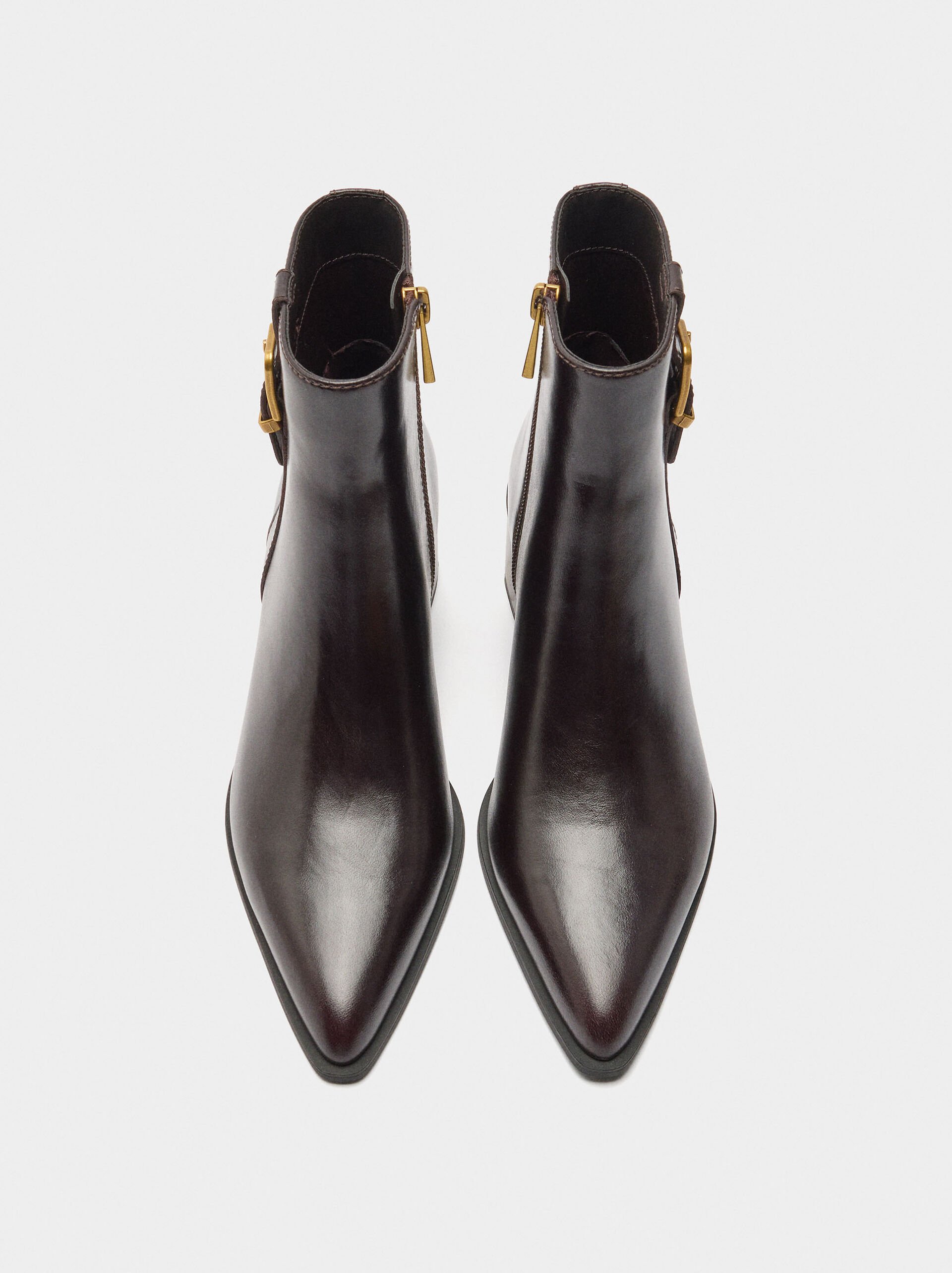 Leather ankle boots with buckle image number 0.0