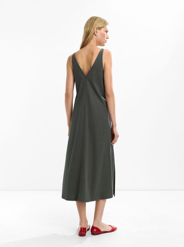 Midi dress with straps