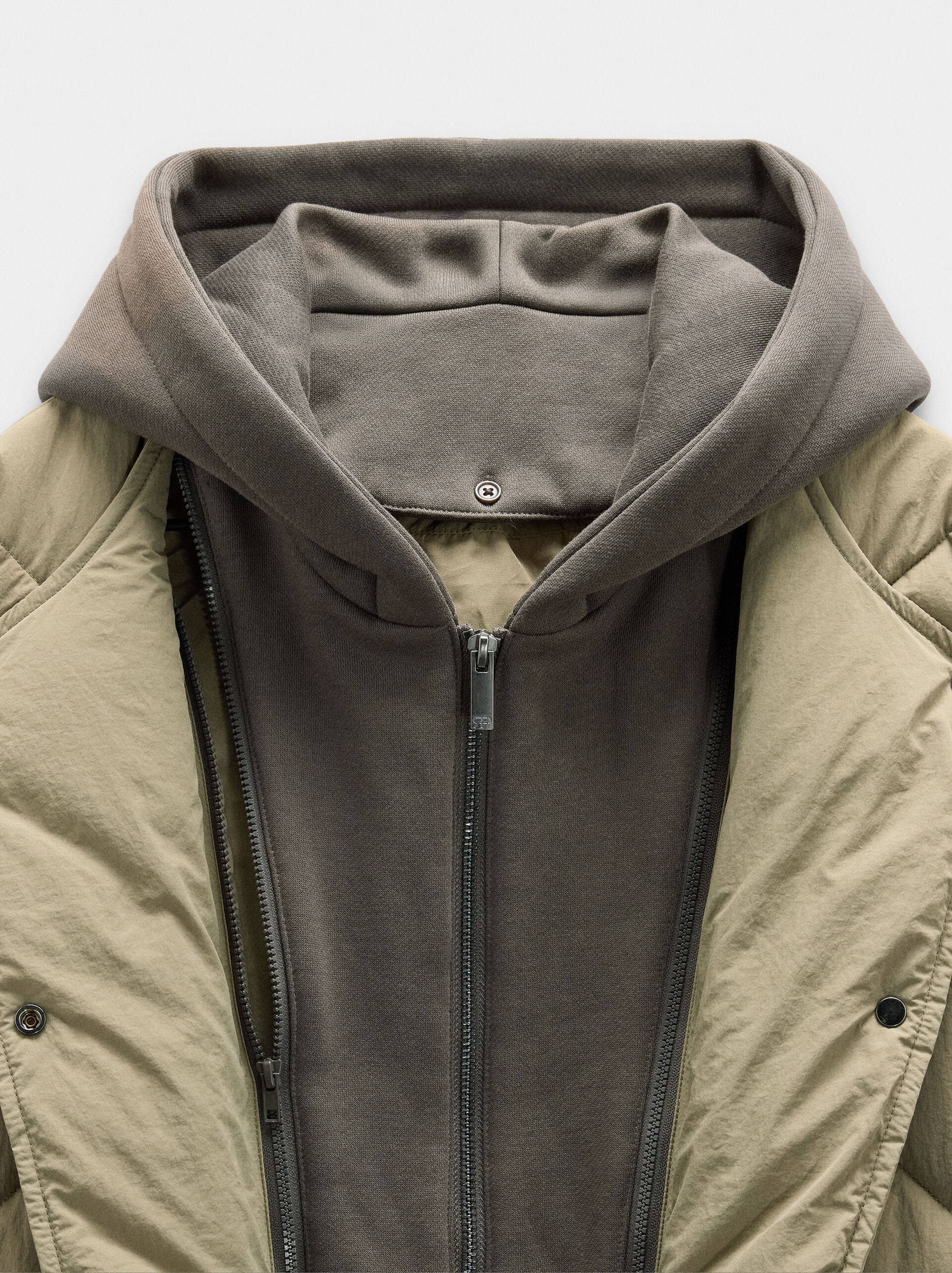 Manteau matelassé avec capuche amovible image number 7.0