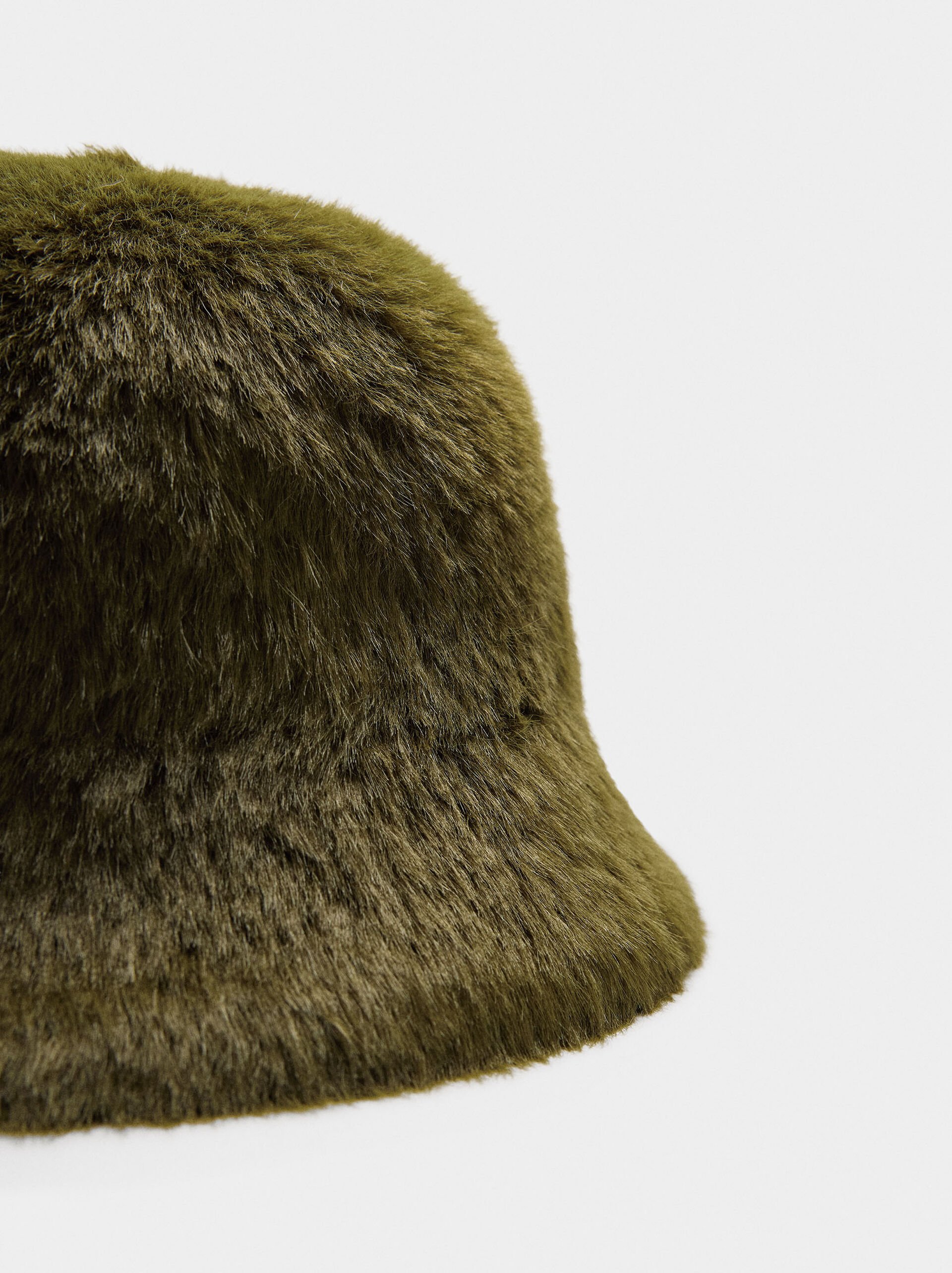 Chapeau sac seau effet poil image number 1.0