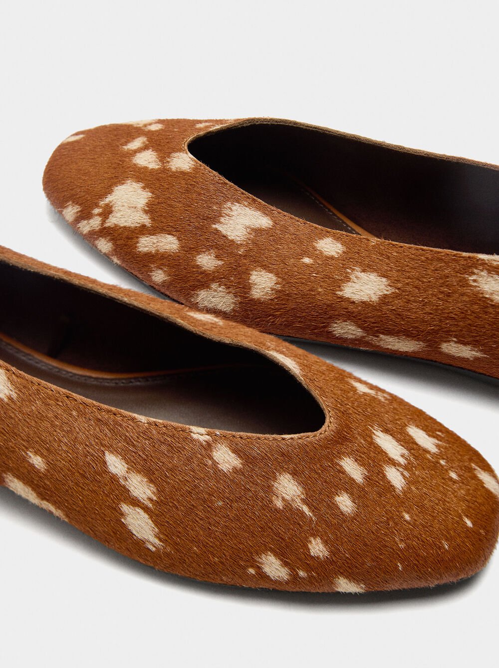 Animal print leather ballet flats