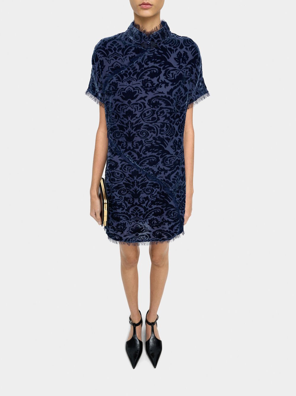 Kurzes Jacquardkleid mit Blattmuster