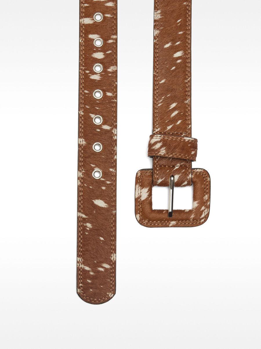 Leather belt with square buckle