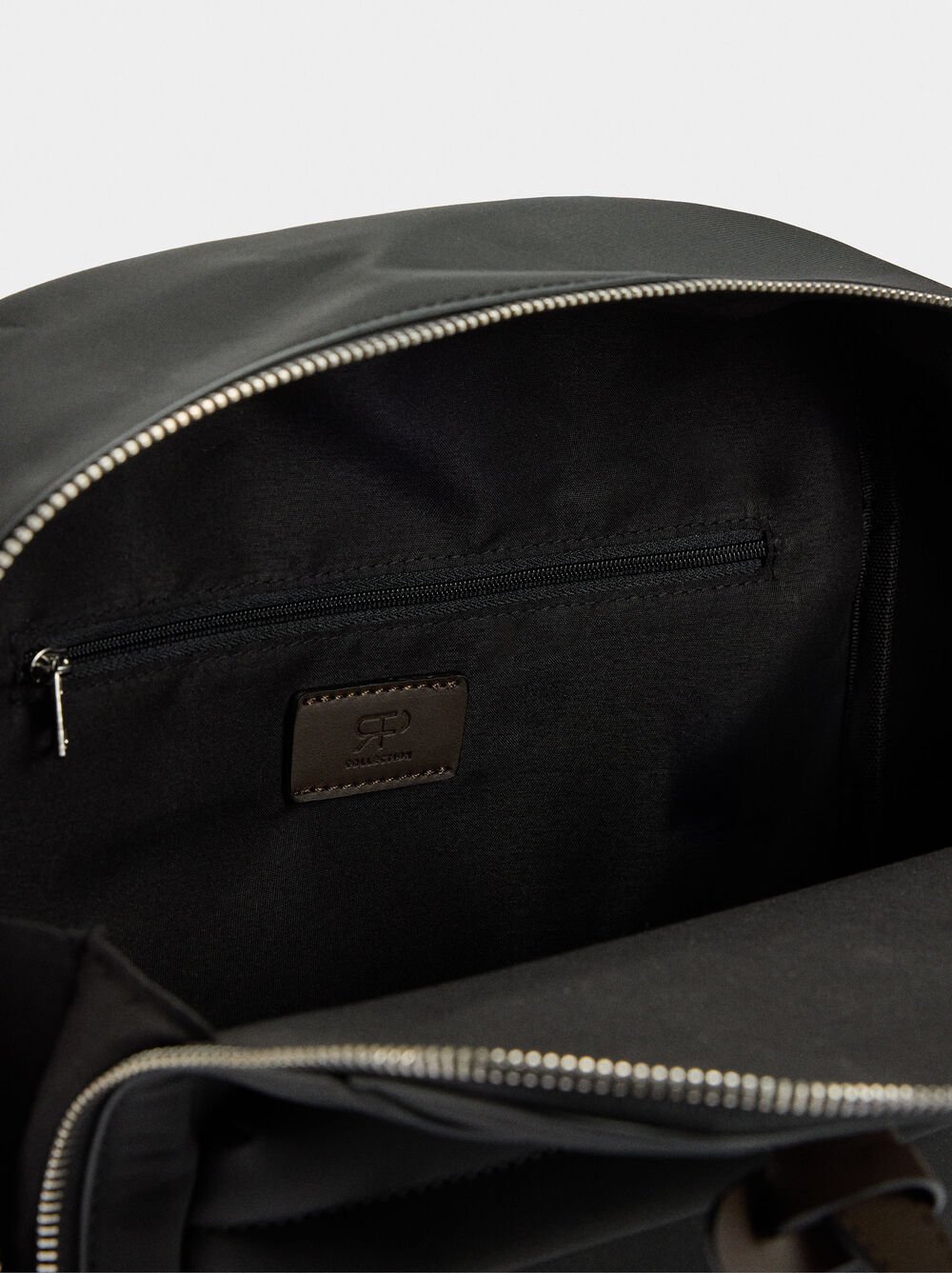 Rucksack aus Nylon-Effekt