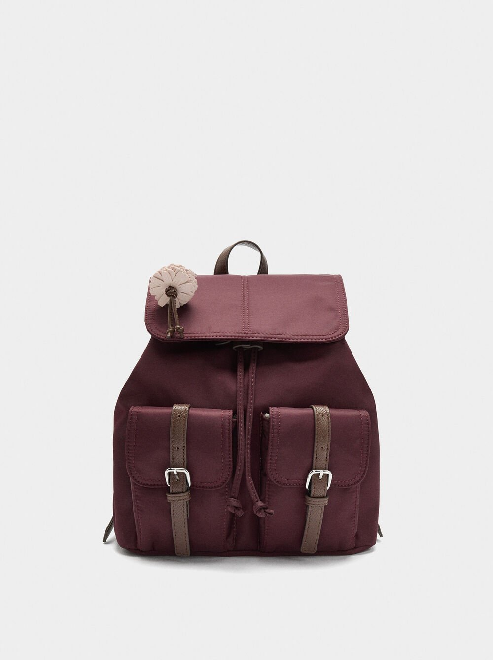 Mochila de nylon con colgante