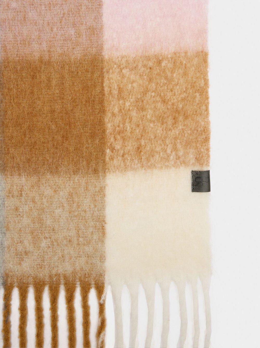 Sciarpa a quadri con frange