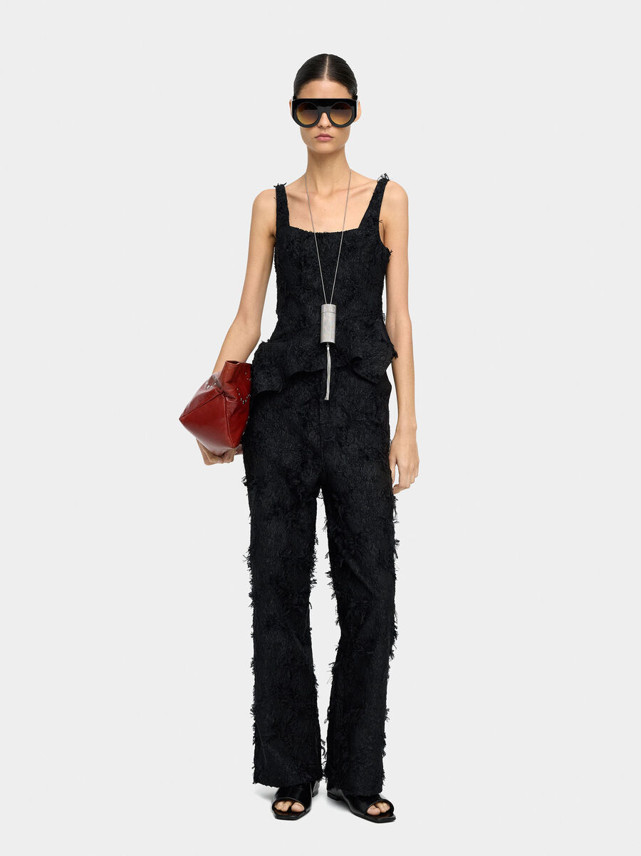 Trousers with cotton texture