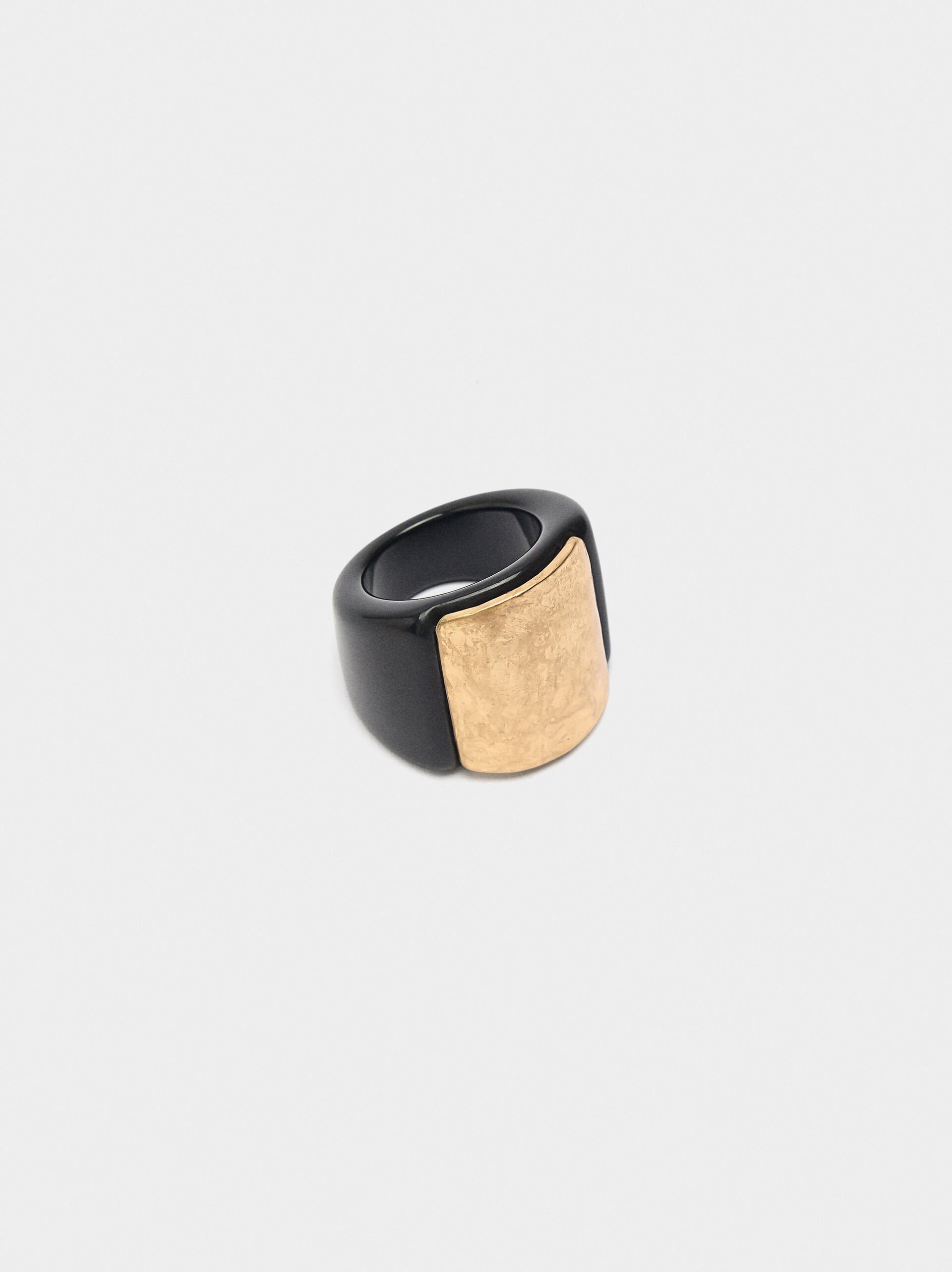 Resin ring with metal detail image number 2.0