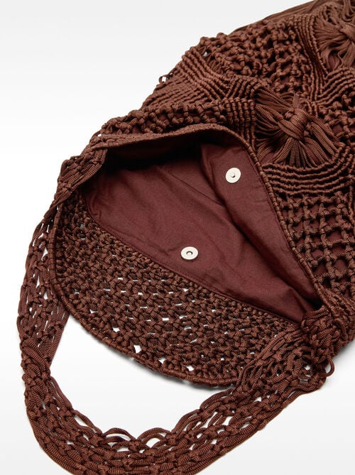 Bolso de hombro de crochet con flecos