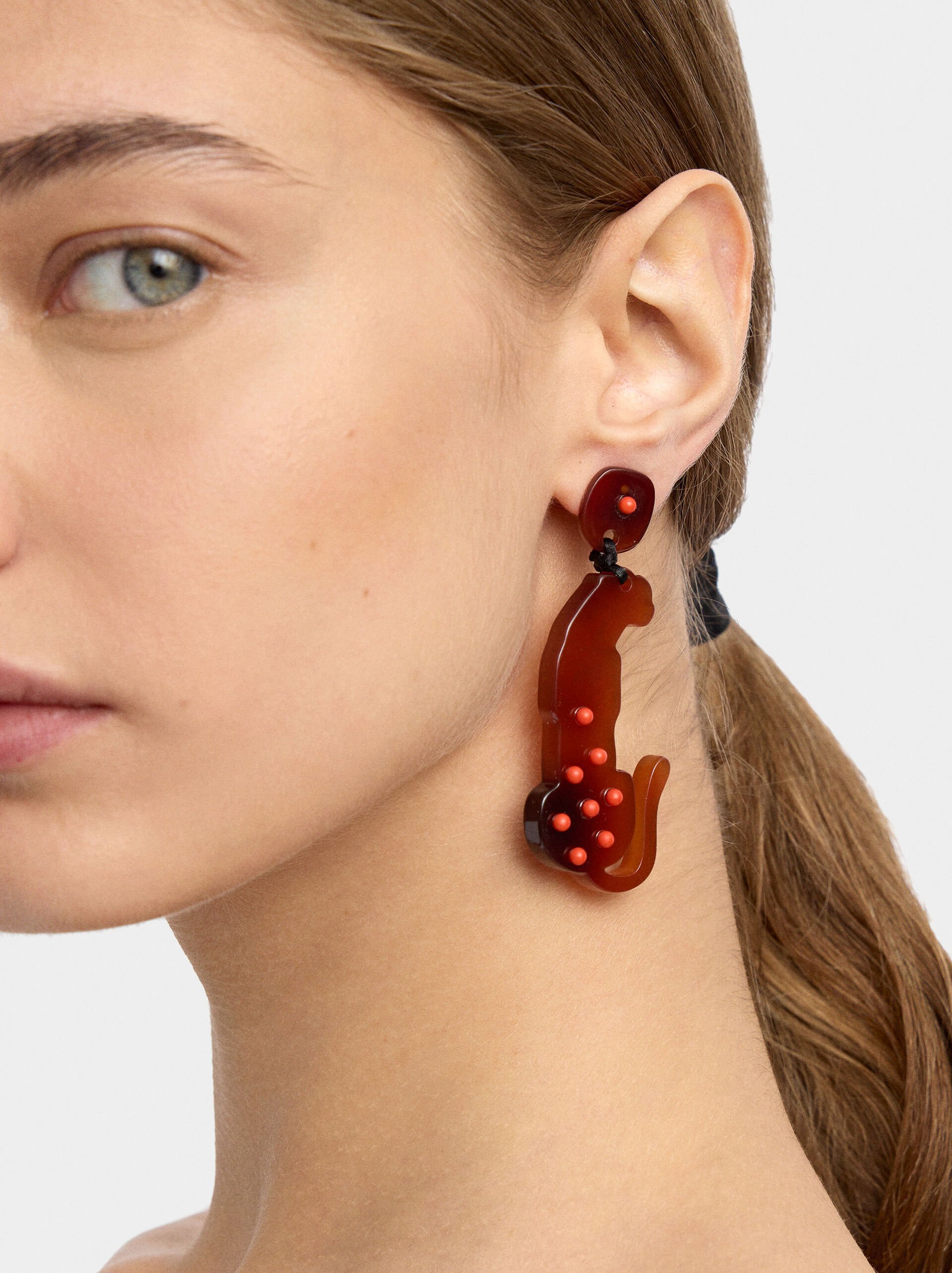 Maxi tiger earrings with resin image number 1.0